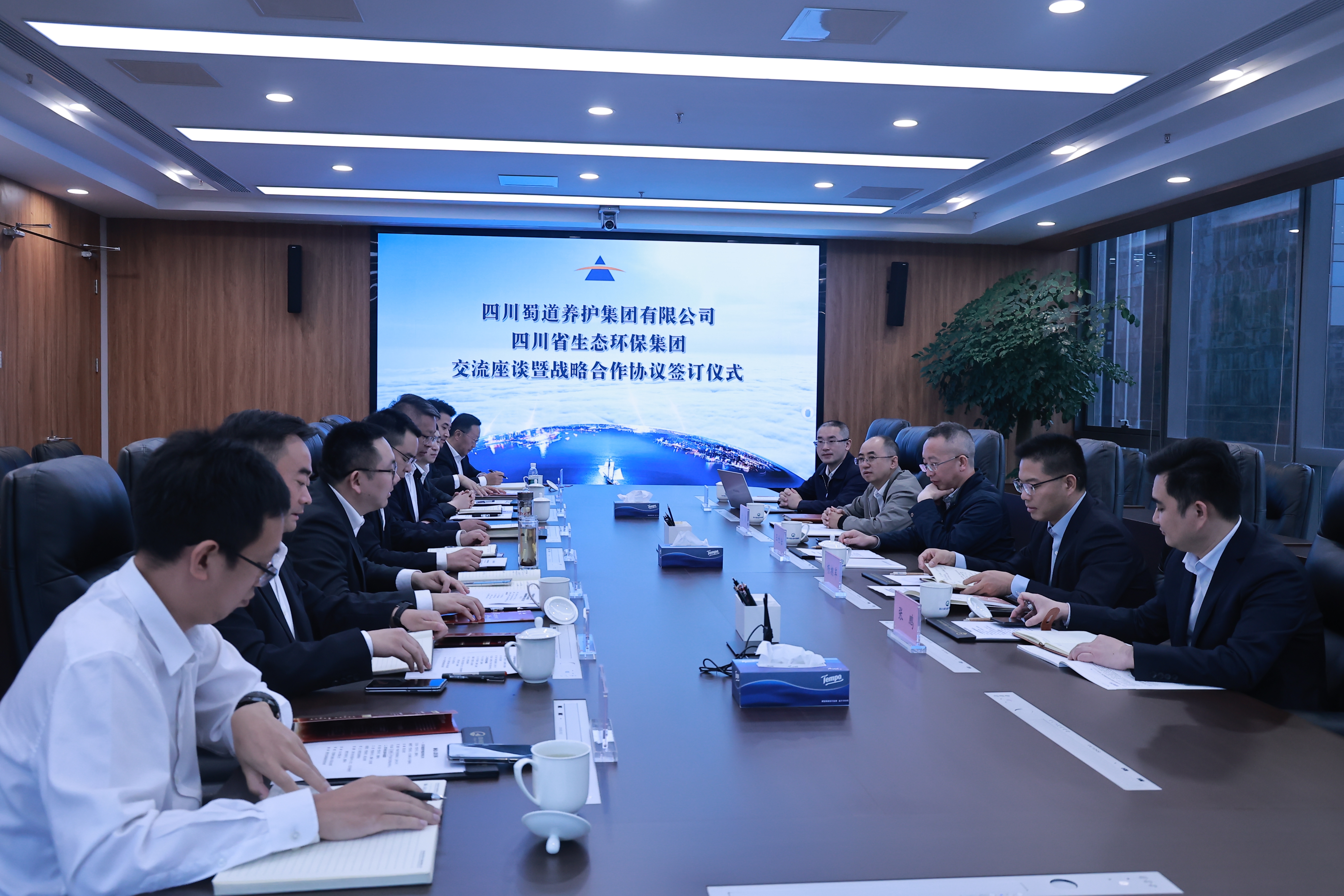 ����HL8��(�й���)����